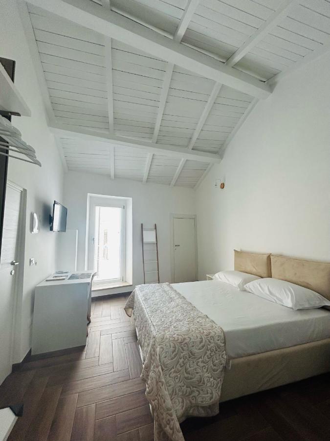 Hotel Dimora Santucci Rodi Garganico Esterno foto